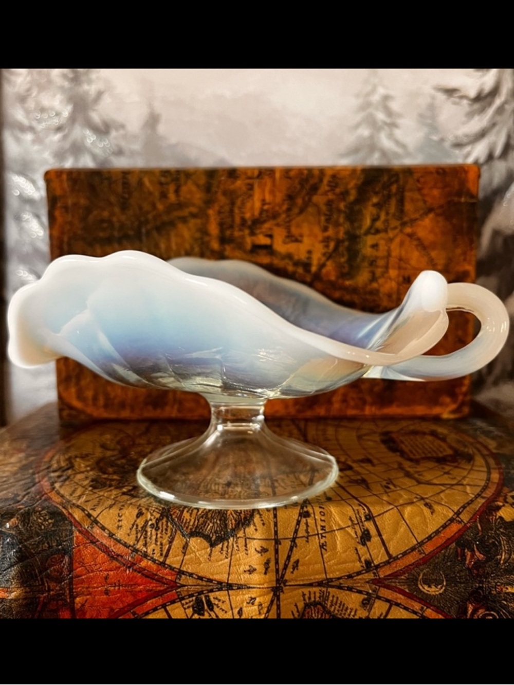 Vintage Northwood Opalescent Glass Handled Nappy Dish (c. early 1900s)